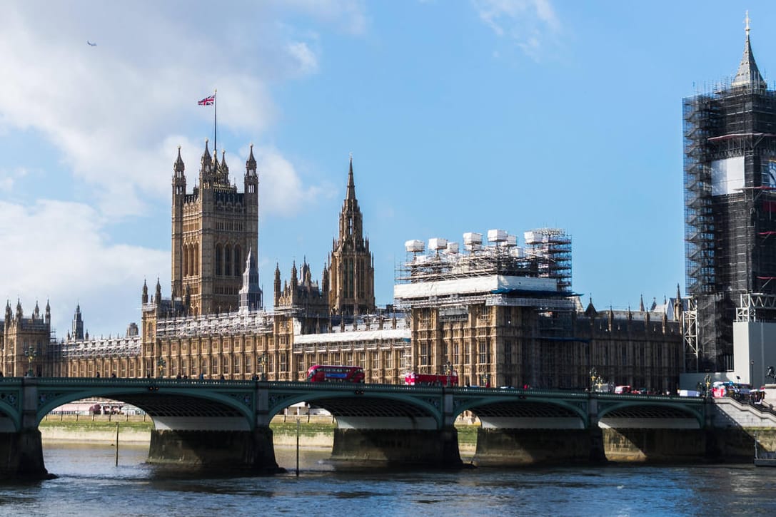 Das Parlament in London (Archivbild): Großbritannien sagt weiter Nein zu einer Verlängerung der Brexit-Verhandlungen.