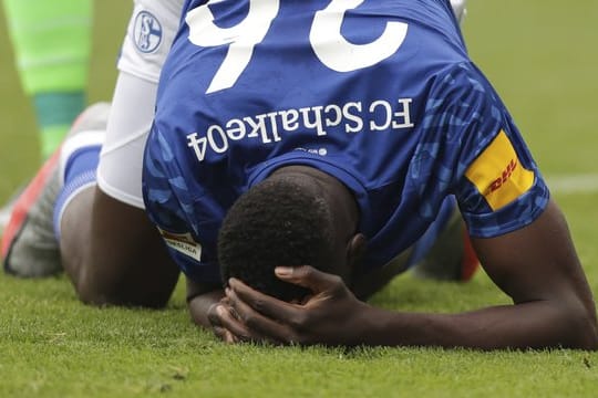 Der FC Schalke 04 muss auf Salif Sané für den Rest der Saison verzichten.