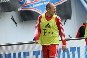 Jahrelang ein gewohnter Anblick: Arjen Robben im Trainingsjersey des FC Bayern (hier bei einem Benefizspiel in Rostock im Jahr 2019).