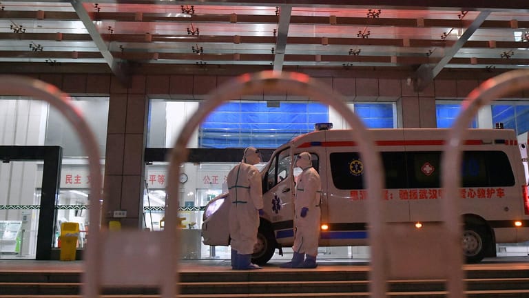 Das Zhongnan-Hospital der Universität Wuhan: Die Klinik nahm einen Mann in kritischem Zustand auf, der im Corona-Lockdown 100 Kilogramm zugenommen hat und konnte ihm helfen.