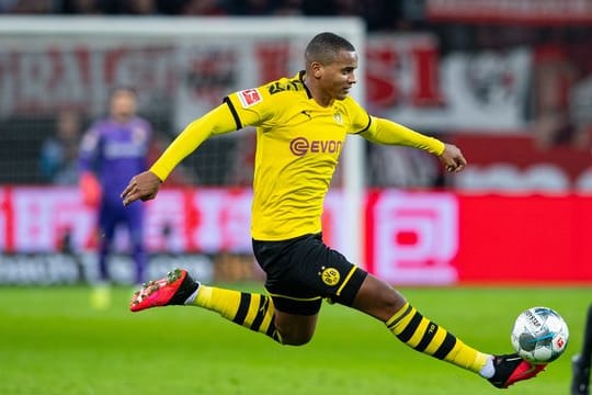 Der Dortmunder Manuel Akanji fordert mehr Engagement gegen Rassismus.