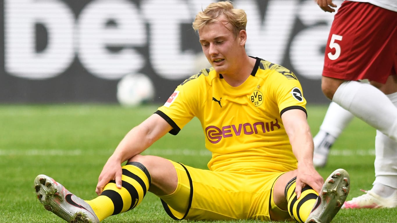 Julian Brandt: Der BVB-Star hatte Probleme mit der Defensive der Fortuna.