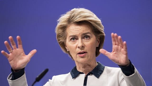 EU-Kommissionspräsidentin Ursula von der Leyen will die Milliarden aus dem geplanten europäischen Wiederaufbaufonds mit Reformen verbinden. EU-Kommissionspräsidentin Ursula von der Leyen will die Milliarden aus dem geplanten europäischen Wiederaufbaufonds mit Reformen verbinden.