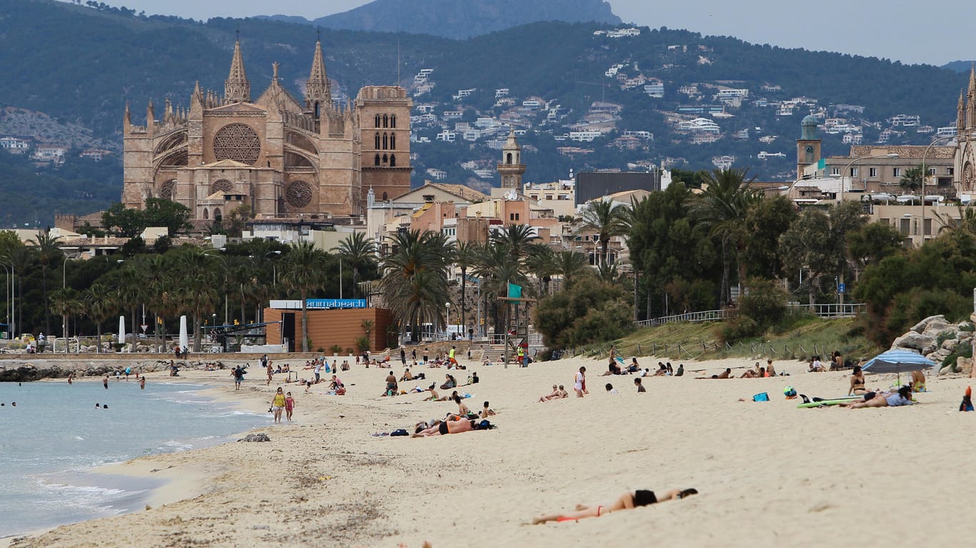 Palma de Mallorca: Seit 13. Juli gilt eine umfassende Maskenpflicht auf der Urlaubsinsel.