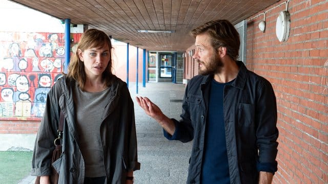 Ann Kathrin Klaasen (Christiane Paul) und Hero Klaasen (Andreas Pietschmann) sind sich bei der Erziehung des gemeinsamen Sohnes nicht immer einig.