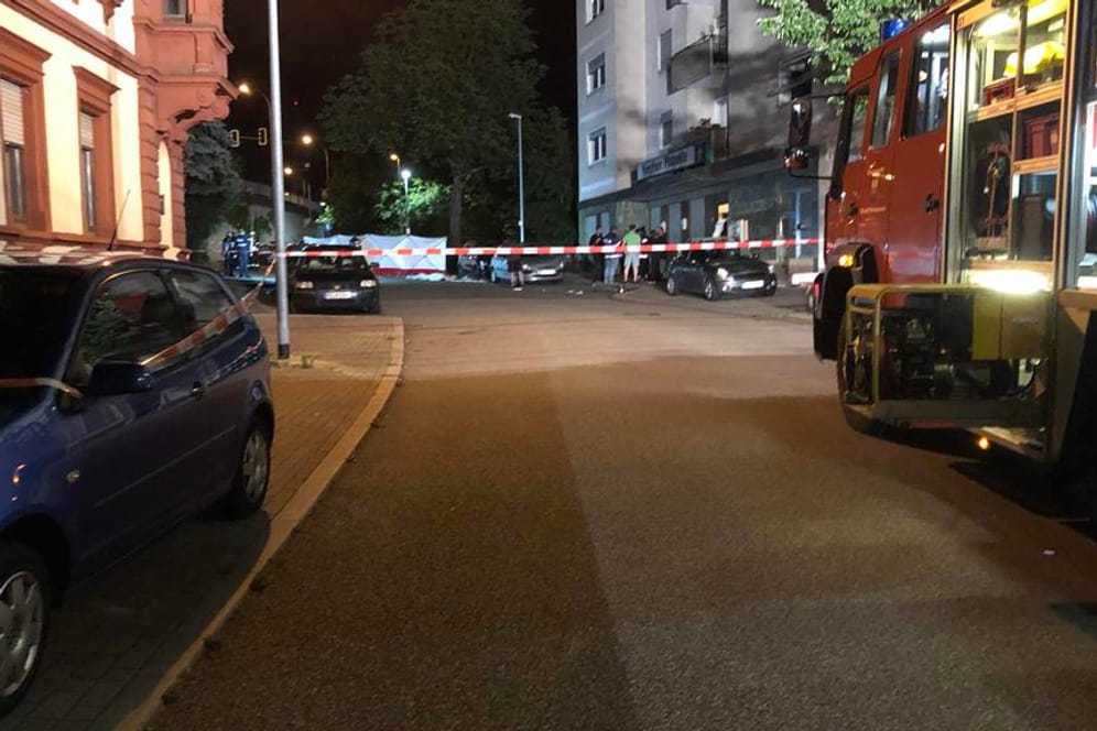Unfallstelle in Pirmasens: Dort fuhr ein Betrunkener in eine Menschengruppe.