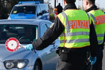 Kontrollen am deutsch-französischen Grenzübergang in Kehl Mitte März.