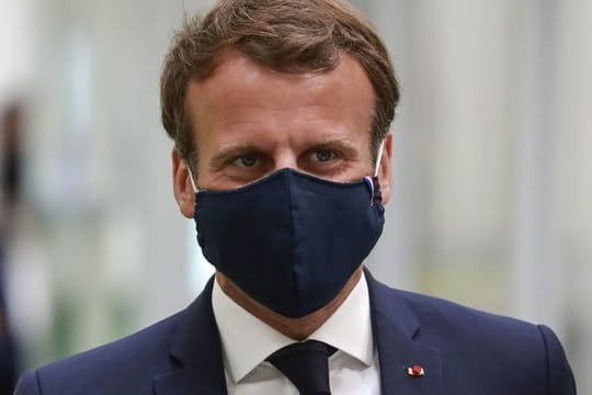 Frankreichs Präsident Emmanuel Macron hat sich in einer Fernsehansprache an das Land gewandt.