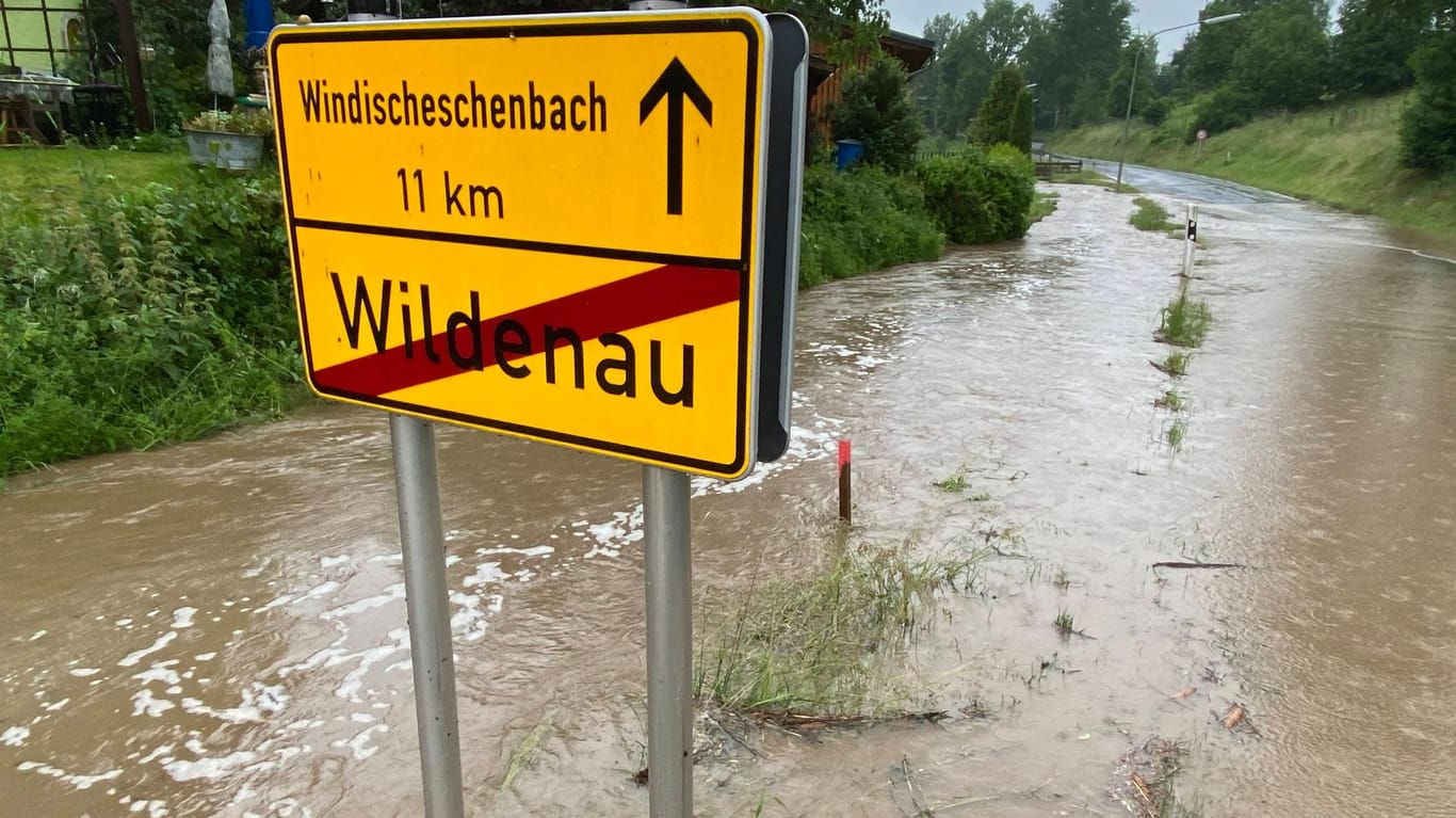 Heftige Unwetter im Landkreis Neustadt an der Waldnaab: Es fielen knapp 100 Liter auf dem Quadratmeter.