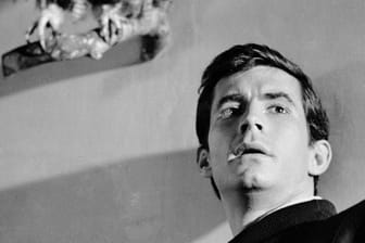 Ein junger Mann mit vielen Problemen und einer mörderischen Energie: Norman Bates (Anthony Perkins).