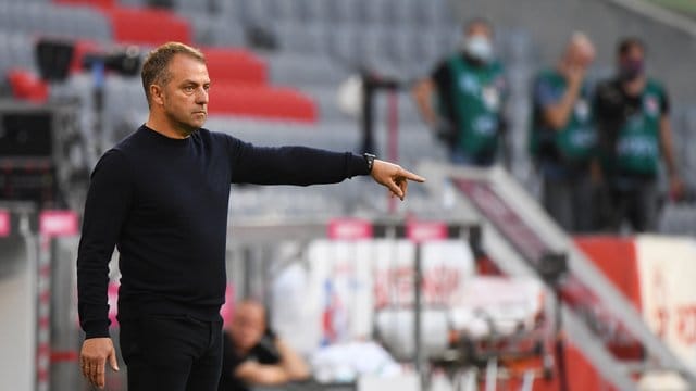 Mit einem Sieg bei Werder Bremen will Trainer Hansi Flick mit dem FC Bayern sein erstes Meisterstück perfekt machen. Mit einem Sieg bei Werder Bremen will Trainer Hansi Flick mit dem FC Bayern sein erstes Meisterstück perfekt machen.