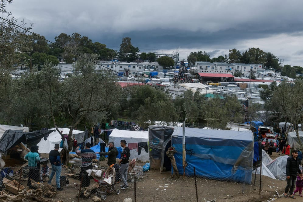 Das Flüchtlingslager Moria auf der griechischen Insel Lesbos: Berlin plant eine eigene Lösung für Flüchtlinge.