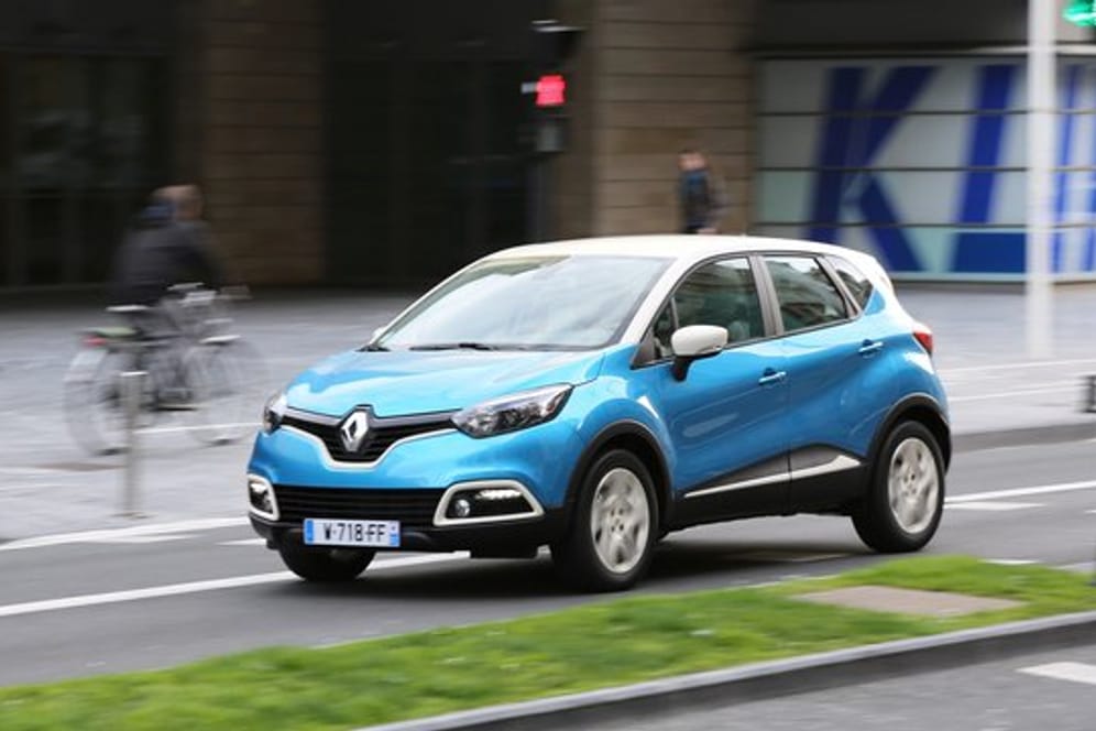 Kleiner Rustikaler: Beim Captur mixt Renault Kleinwagen und SUV zusammen.