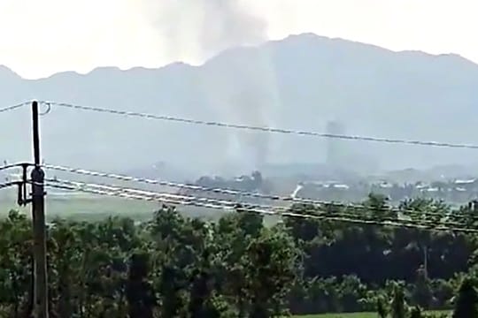 Blick aus der südkoreanischen Stadt Paju auf die nordkoreanische Grenzstadt Kaesong.