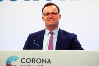 Jens Spahn: Der Gesundheitsminister ist glücklich mit der Entwicklung der Corona-Warn-App.