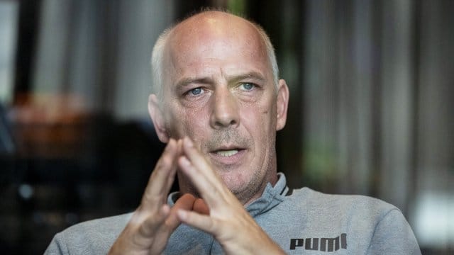 Kritisiert Misswirtschaft beim FC Kaiserslautern: Mario Basler, ehemaliger Fußballprofi. Kritisiert Misswirtschaft beim FC Kaiserslautern: Mario Basler, ehemaliger Fußballprofi.
