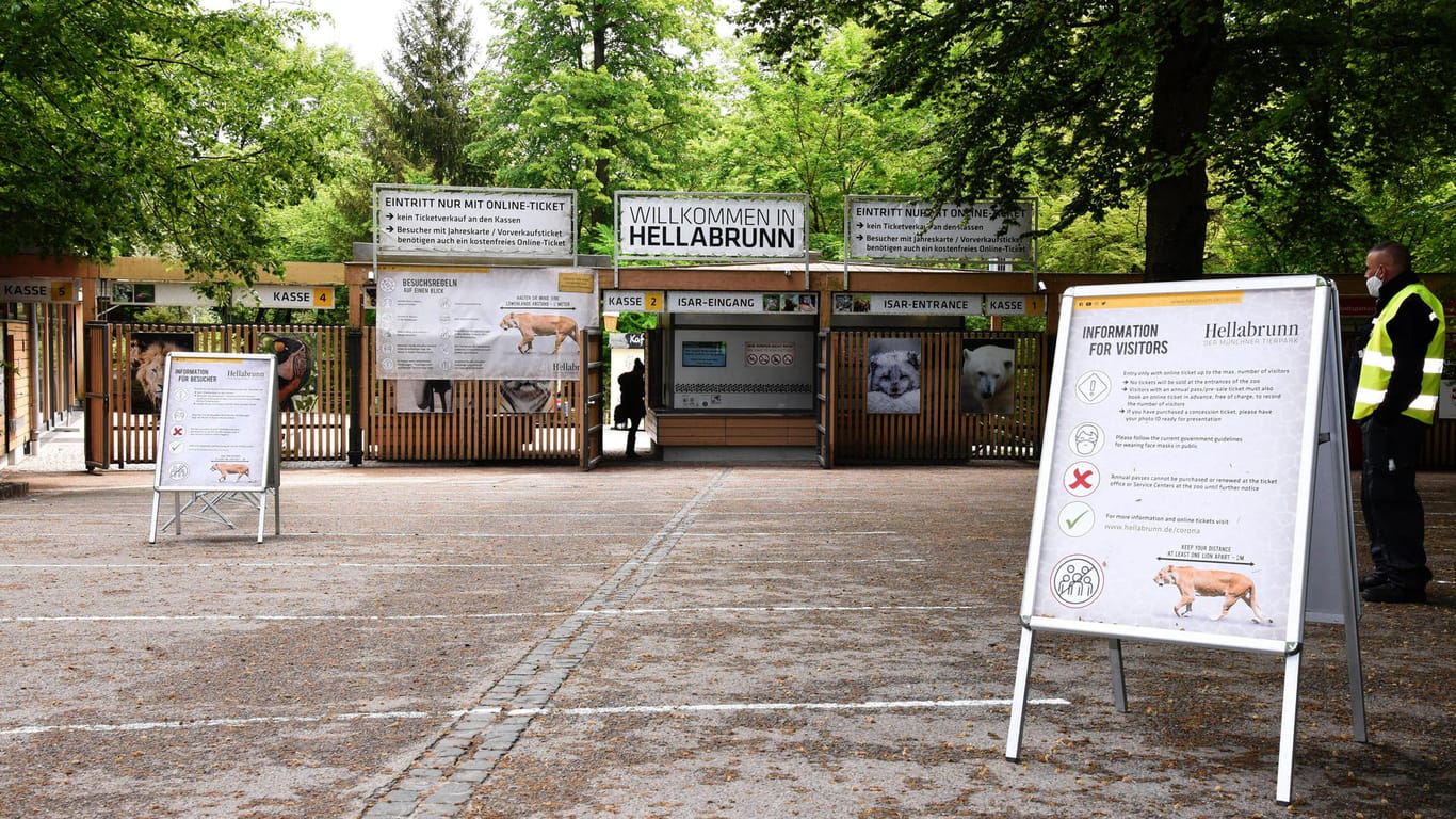 Der Eingang vom Tierpark Hellabrunn: Täglich dürfen nur 4.400 Personen auf das Gelände.