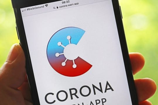 Die offizielle Corona-Warn-App steht zum Download bereit.