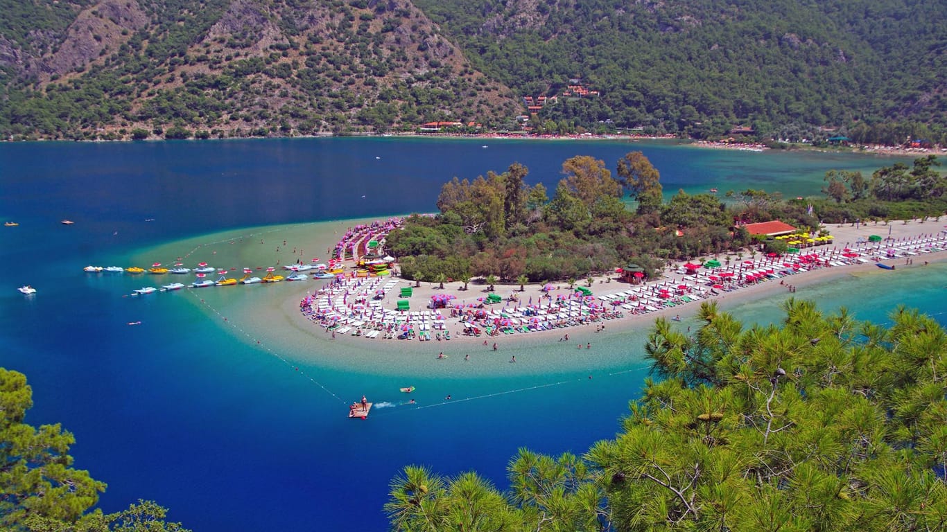 Strand von Ölüdeniz: Die Türkei zählt zu den beliebtesten Urlaubsländern der Deutschen.