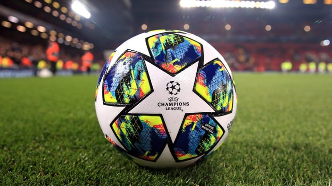 In der zweiten Hälfte des Jahres 2020 wird auch in der Champions League viel der Ball rollen.