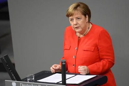 Bundeskanzlerin Merkel: Sie spricht zur deutschen EU-Ratspräsidentschaft im Bundestag.