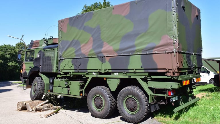 Ein Bundeswehr-Lastwagen: Der Rüstungskonzern Rheinmetall soll neue LKW für die Bundeswehr liefern.