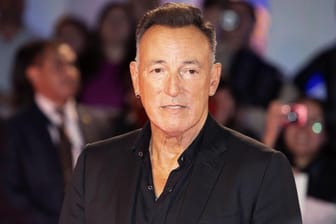 Bruce Springsteen: Der Musiker wettert gegen den US-Präsidenten Donald Trump und sein Verhalten in der Corona-Krise.