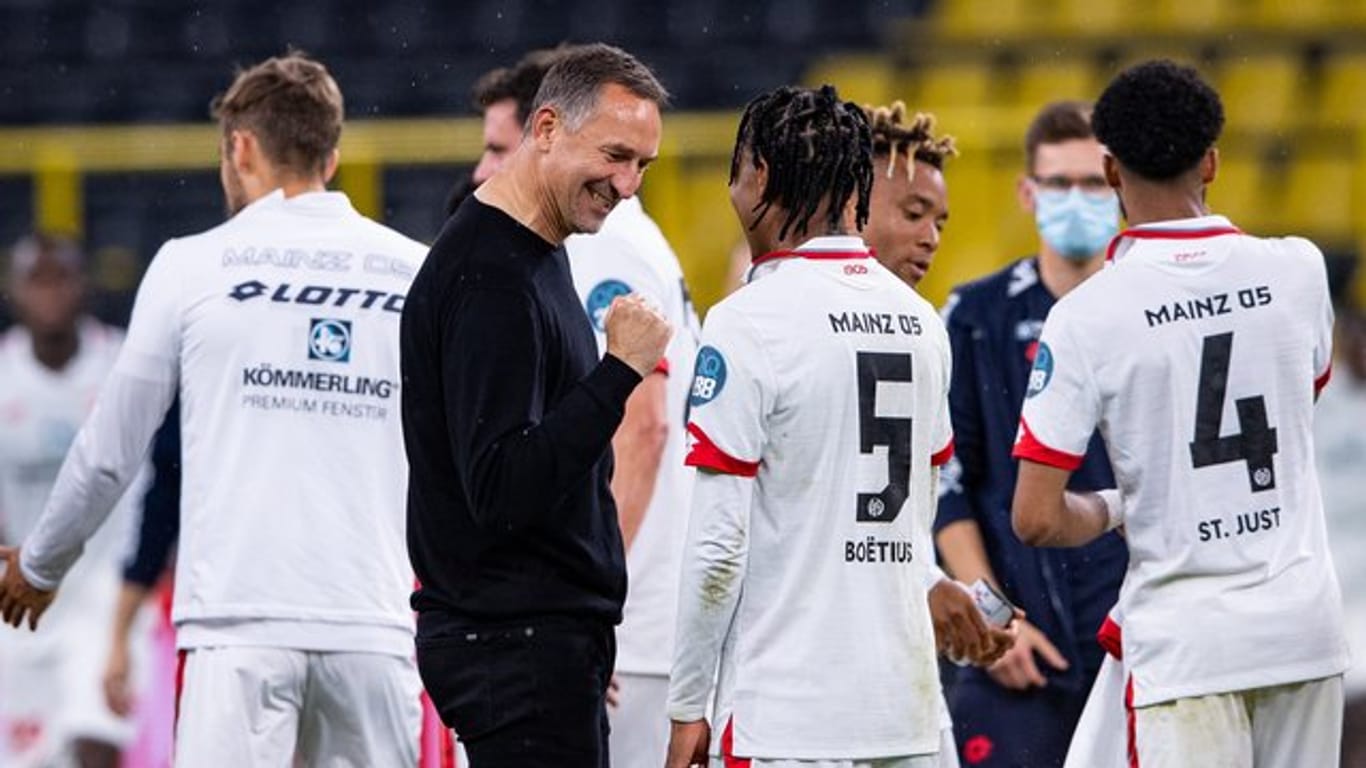 Der FSV Mainz 05 hat seinen klaren Anti-Rassismus-Kurs verteidigt.