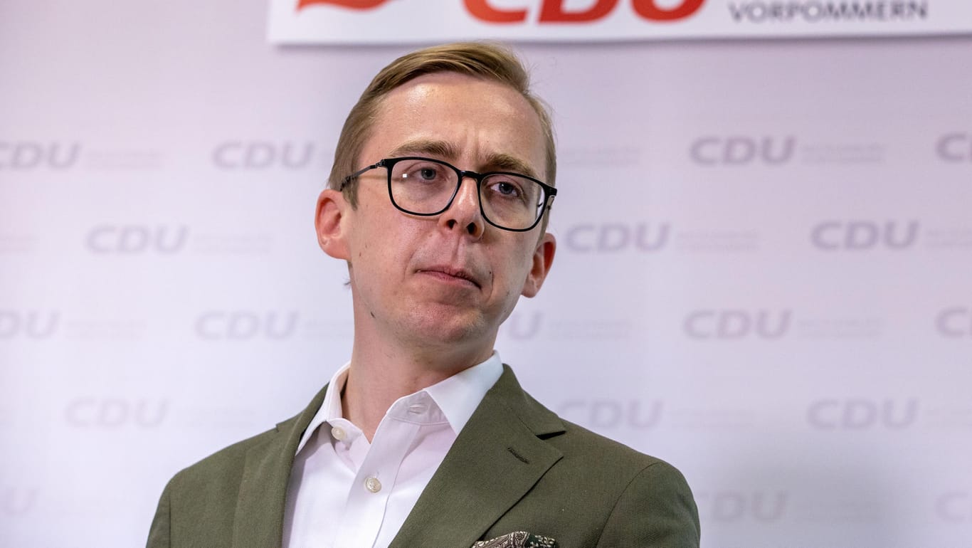 Philipp Amthor: Für seine Lobbyarbeit bei einem amerikanischen Start-Up ist der CDU-Politiker in die Kritik geraten – jetzt hat er eine weitere Nebentätigkeit beendet.