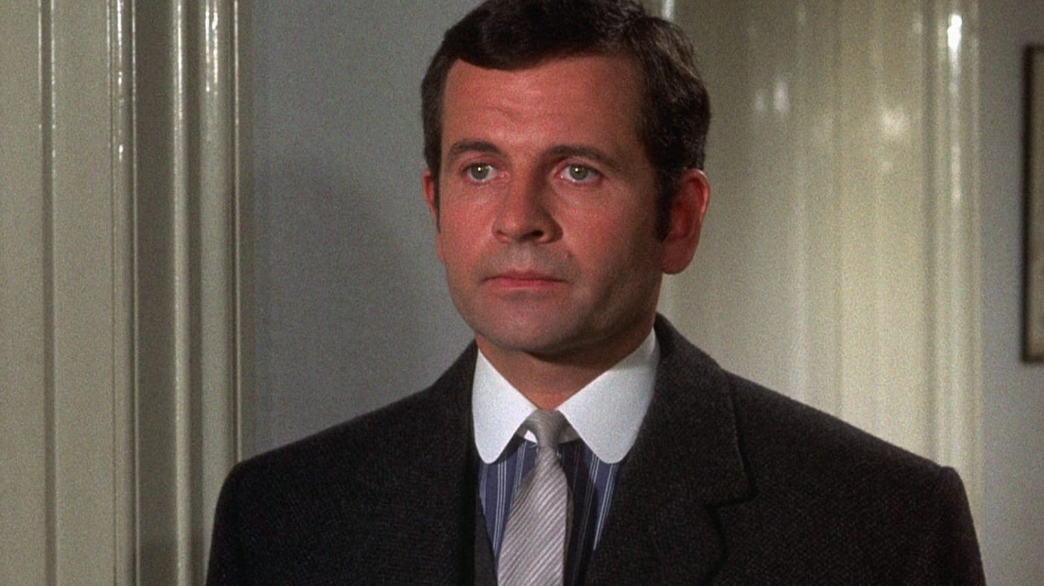 "Traue keinem Hausfreund" (1970): Ian Holm spielte eine Hauptrolle in dem Comedy-Drama.