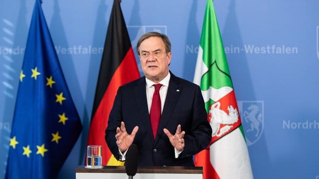 Nordrhein-Westfalens Ministerpräsident Armin Laschet: "Jeder einzelne ist jetzt gefordert, auch der nicht in der Fleischindustrie beschäftigt ist. Nordrhein-Westfalens Ministerpräsident Armin Laschet: "Jeder einzelne ist jetzt gefordert, auch der nicht in der Fleischindustrie beschäftigt ist.