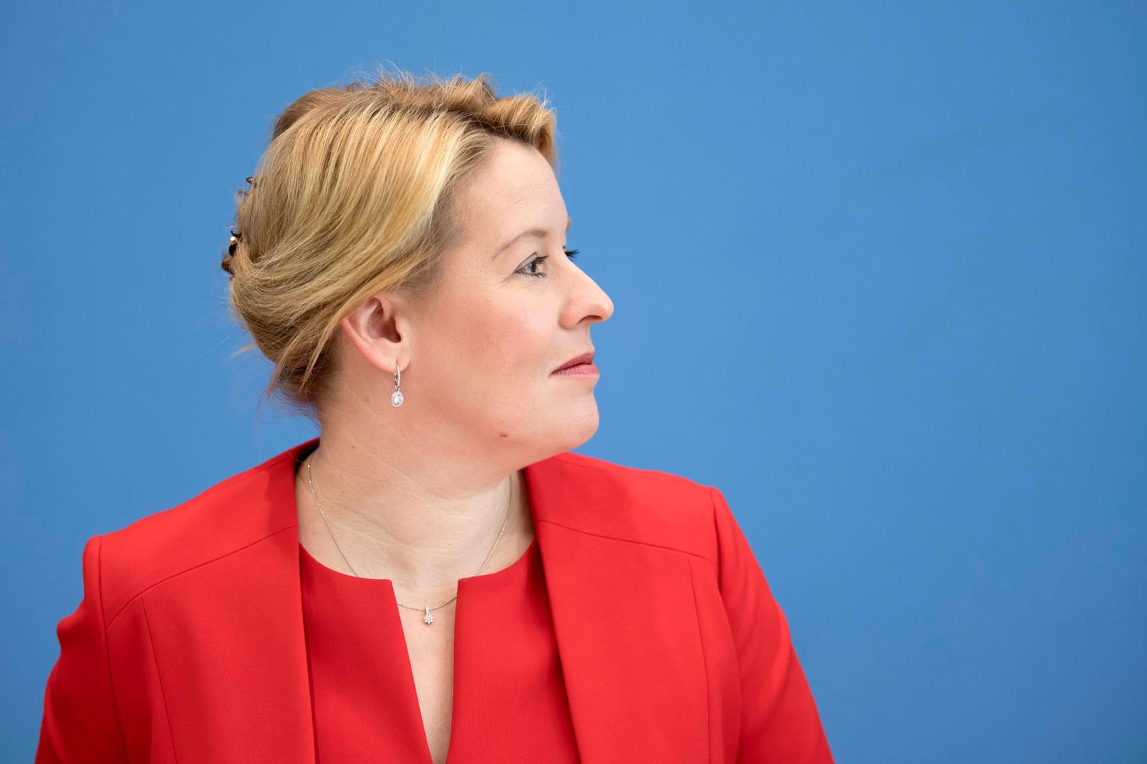 Franziska Giffey: Die Ministerin machte Werbung für ein Internetportal zum Thema Nachbarschaftshilfe.