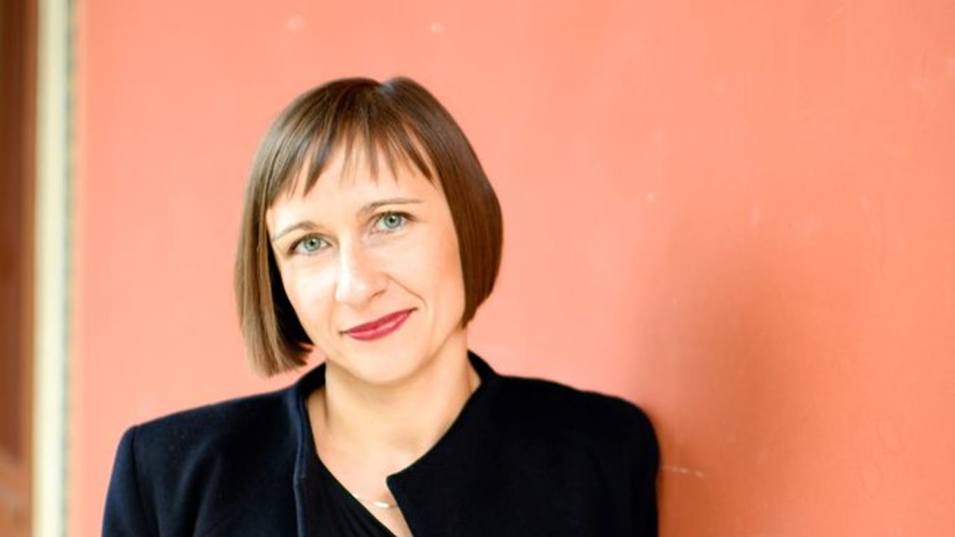 Die deutsche Autorin Katja Schönherr hat die Jury zum Lachen gebracht.