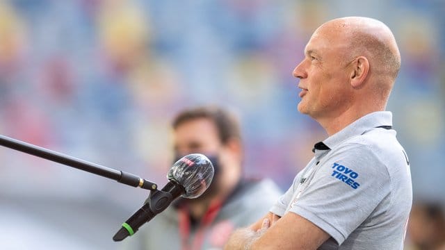 Düsseldorfs Coach Uwe Rösler hat die Arbeit des Fortuna-Mentaltrainers gelobt. Düsseldorfs Coach Uwe Rösler hat die Arbeit des Fortuna-Mentaltrainers gelobt.