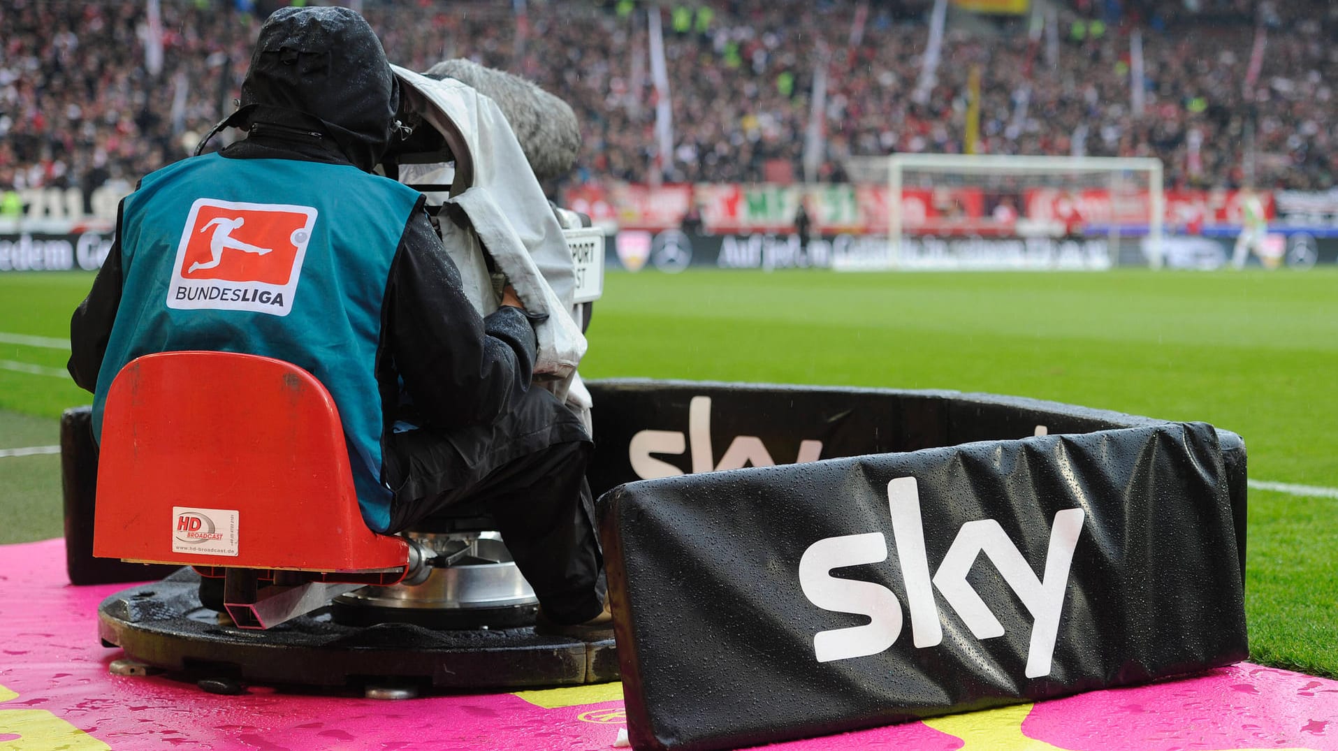 Gewohntes Bild: Der Pay-TV-Sender Sky wird die Bundesliga offenbar weiter übertragen.