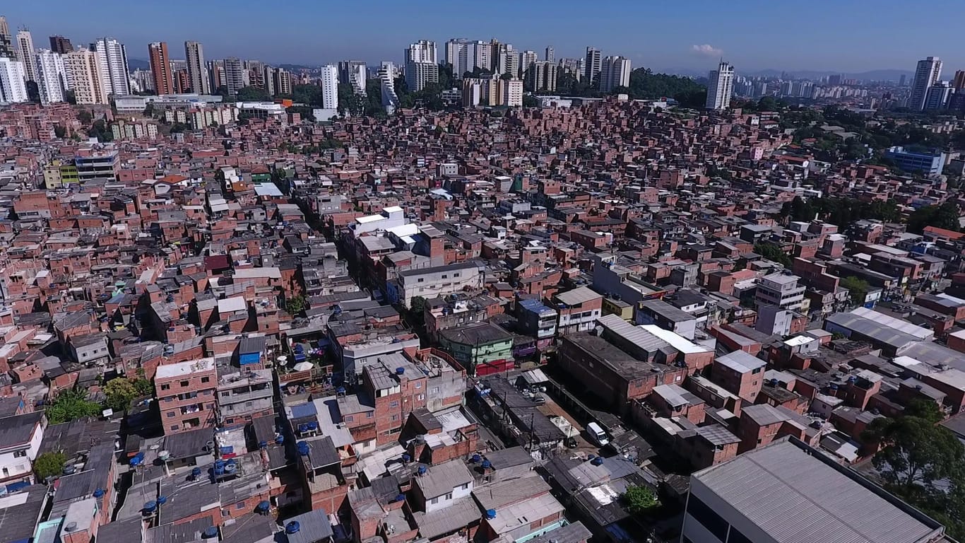 Die Favela Paraisopolis hat sich in der Corona-Krise angesichts der Abwesenheit des Staates selbst organisiert.