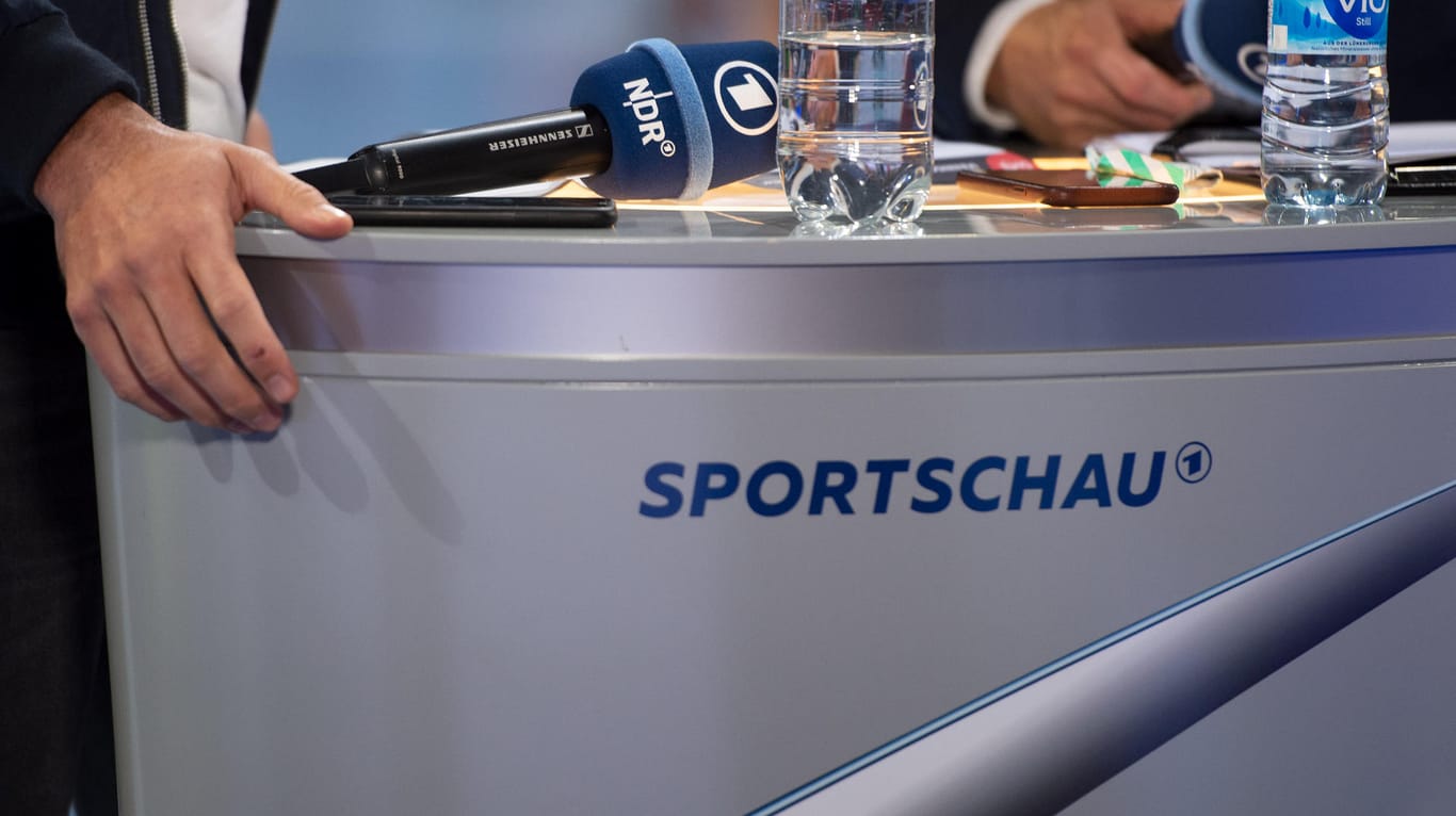 Traditionssendung: Die "Sportschau" wird offenbar auch ab 2021 Zusammenfassungen der Bundesligaspiele zeigen.