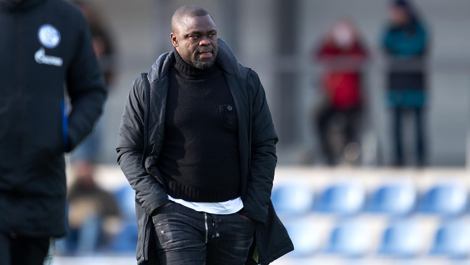 Gerald Asamoah: Der Ex-Profi hat Sorge, dass die Tönnies-Krise Auswirkungen auf seinen ehemaligen Verein haben könnte. Gerald Asamoah: Der Ex-Profi hat Sorge, dass die Tönnies-Krise Auswirkungen auf seinen ehemaligen Verein haben könnte.