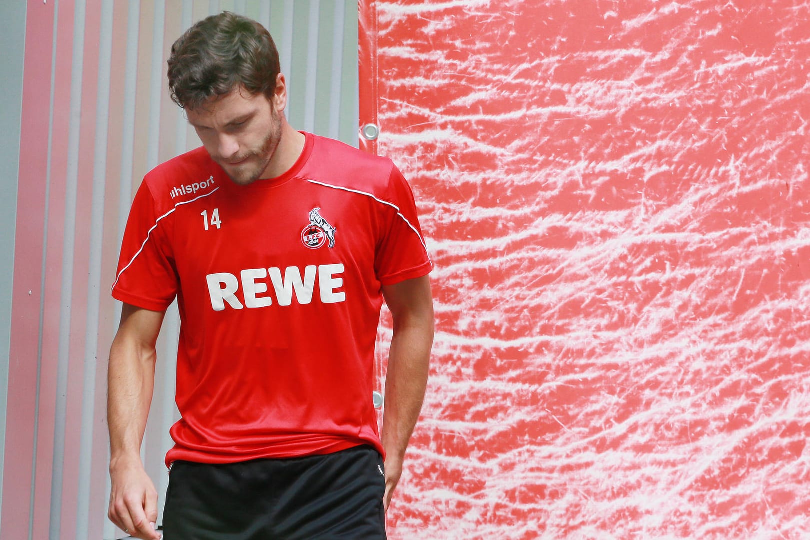 Jonas Hector in Trauer: Der Bruder des Nationalspielers wurde tot in seiner Wohnung gefunden.