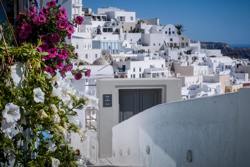 Santorin: Jetzt können Sie Ihren Urlaub wieder in Griechenland verbringen.