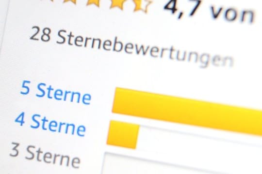 Positive Kunden-Bewertungen lassen viele Produkte im Internet in bestem Licht erstrahlen.