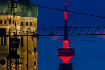 Der Fernsehturm auf dem Olympiagelände in München.