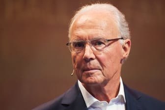 Hält viel von Bayern-Coach Hansi Flick: Ehrenpräsident Franz Beckenbauer.