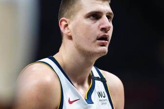 Nikola Jokic: Der NBA-Center ist positiv getestet worden.