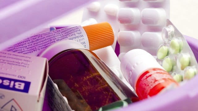 Im Zweifel packt man wärmeempfindliche Medikamente zum Schutz vor sommerlicher Hitze in eine Kühltasche. Im Zweifel packt man wärmeempfindliche Medikamente zum Schutz vor sommerlicher Hitze in eine Kühltasche.