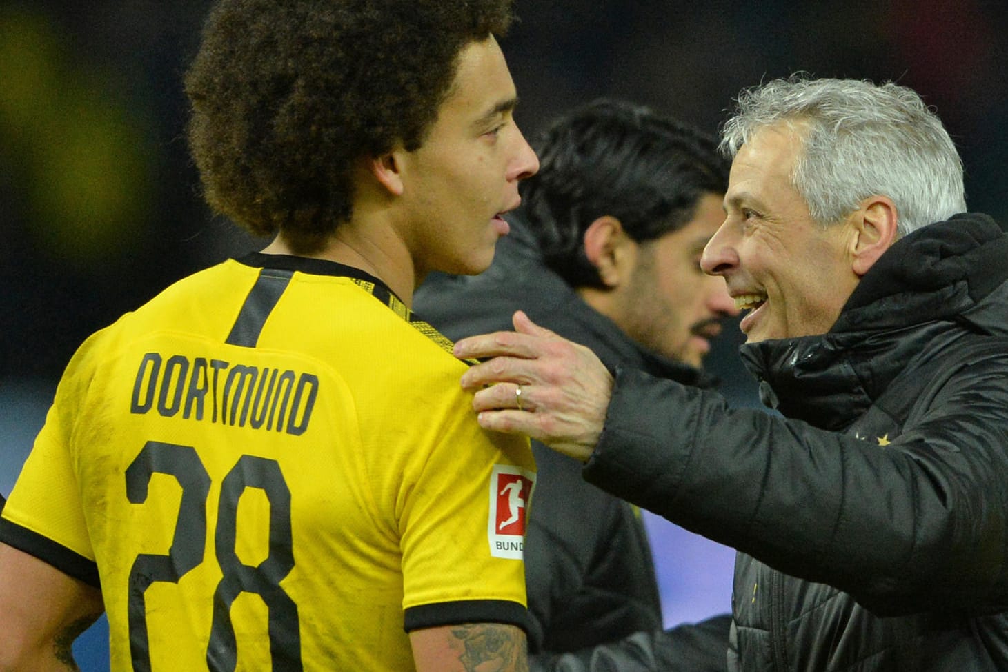 Axel Witsel mit Trainer Lucien Favre: Mit dem Schweizer (re.) kam 2018 auch der Belgier zum BVB.