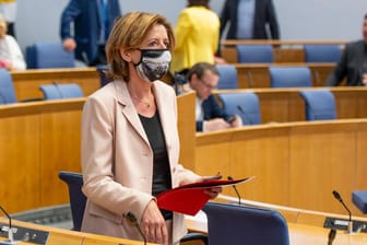 Malu Dreyer, Ministerpräsidentin von Rheinland-Pfalz: Wegen eines Corona-Verdachtfalls musste die Sitzung in Mainz abgesagt werden.