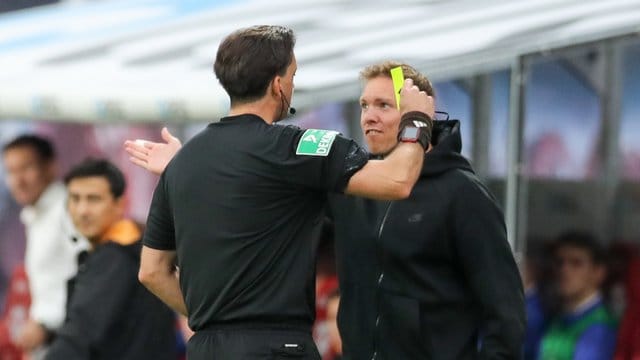 Vergisst öfters mal seine Regenjacke und sieht Gelb: Leipzig-Coach Julian Nagelsmann.