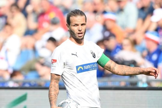 Wird seinem Ex-Club HSV beim Saisonfinale nichts schenken: Dennis Diekmeier, Kapitän vom SV Sandhausen.