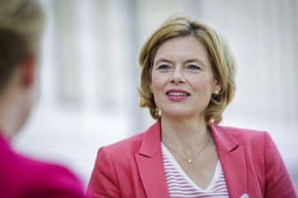 Bundeslandwirtschaftsministerin Julia Klöckner: Sie wird vom Grünen-Fraktionschef Anton Hofreiter kritisiert.
